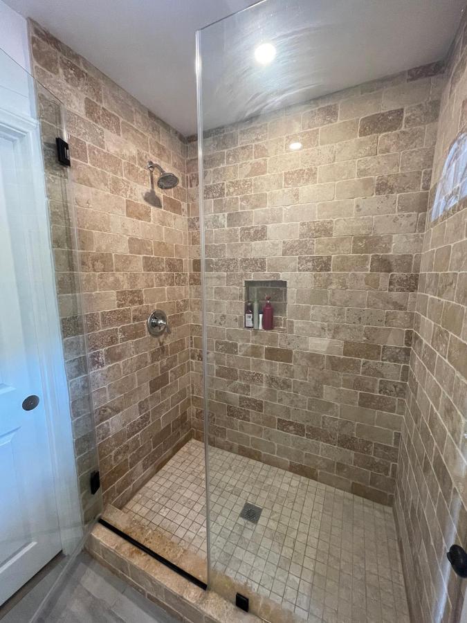Private Standalone Room W/ Tv, Wifi & Ac In Carson Buitenkant foto