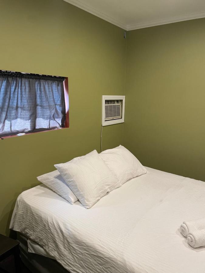 Private Standalone Room W/ Tv, Wifi & Ac In Carson Buitenkant foto