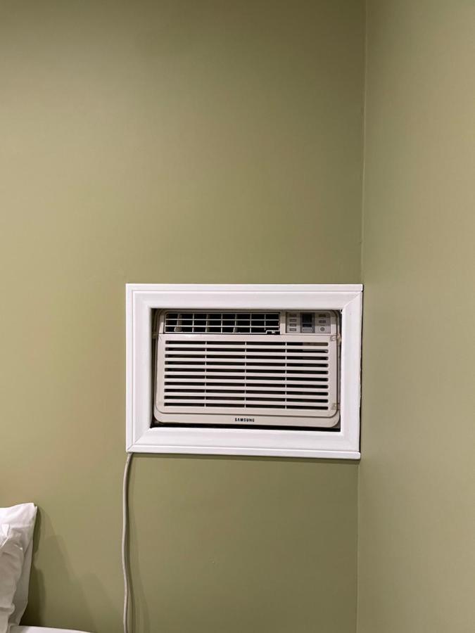 Private Standalone Room W/ Tv, Wifi & Ac In Carson Buitenkant foto